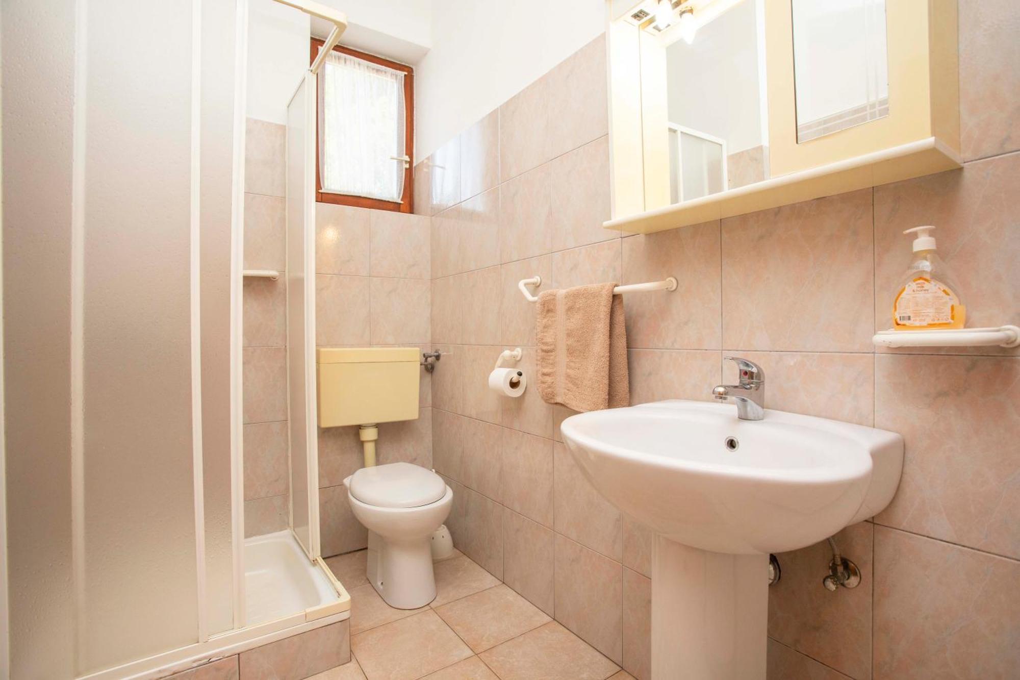 Apartmani Marica Plomin Bilik gambar